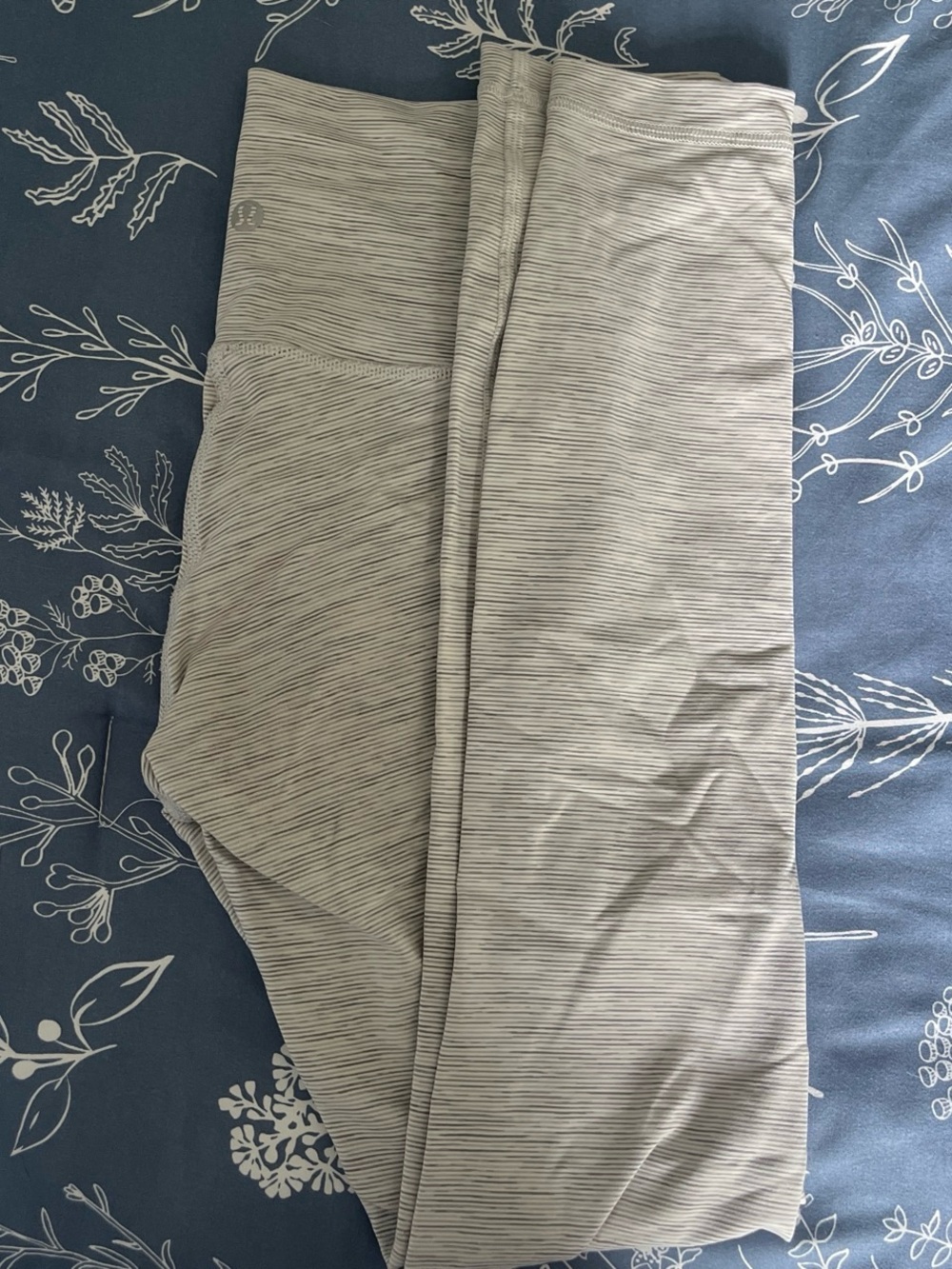 Set of 2 Lululemon Leggings - Picture 3 of 5